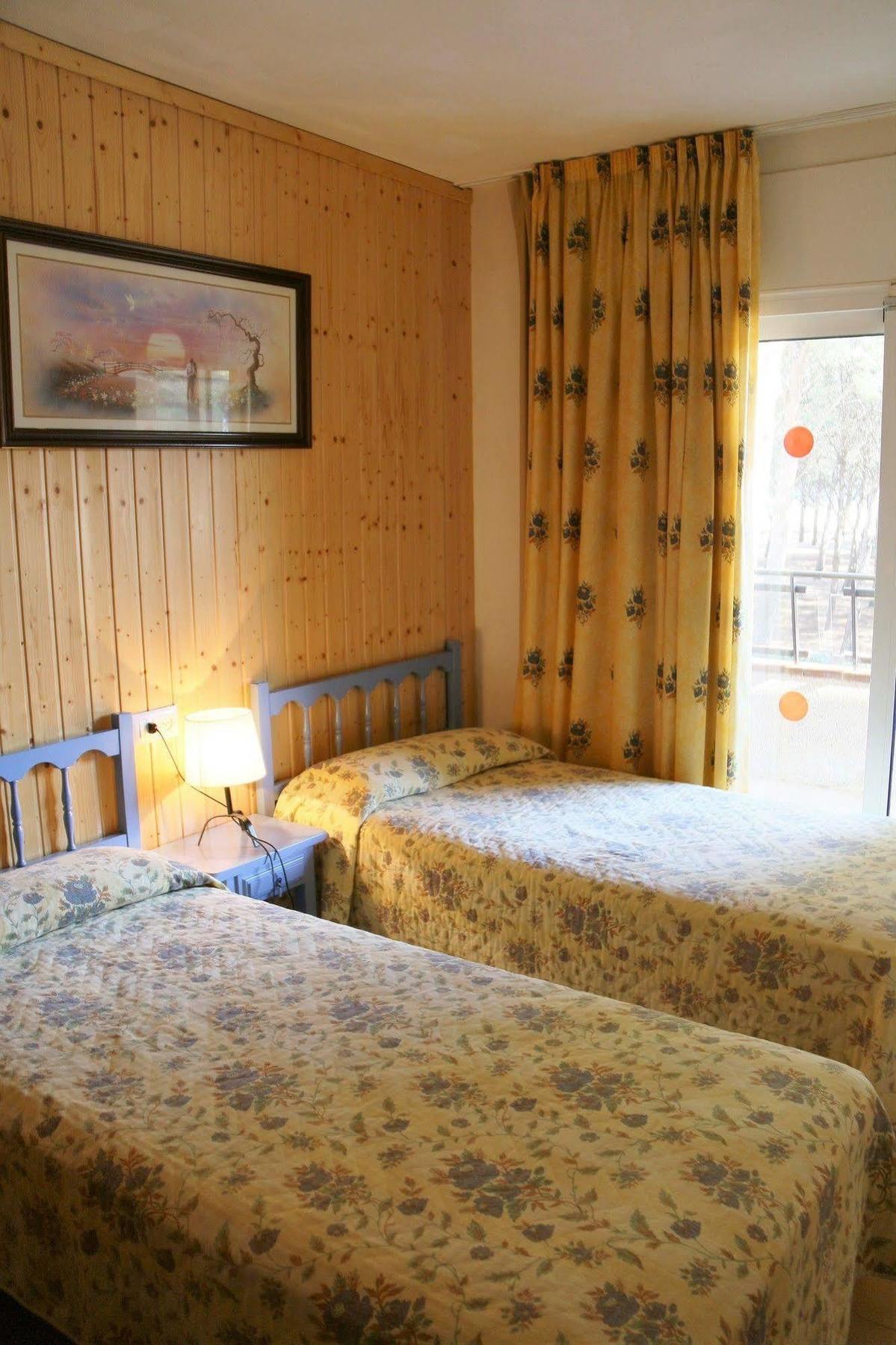Rvapartaments La Pineda L'Estartit Luaran gambar